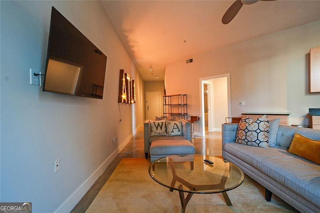 89 Mangum St Sw - Photo 3 of 11