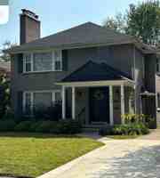 featured image of 835 Harcourt Rd