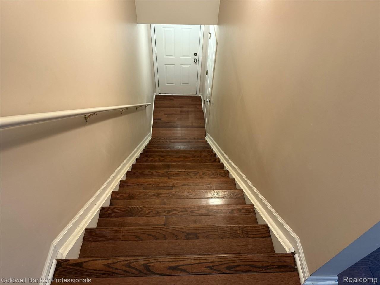 39792 Rockcrest Cir - Photo 3 of 23