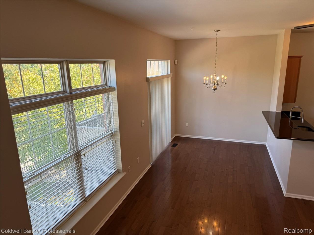 39792 Rockcrest Cir - Photo 6 of 23