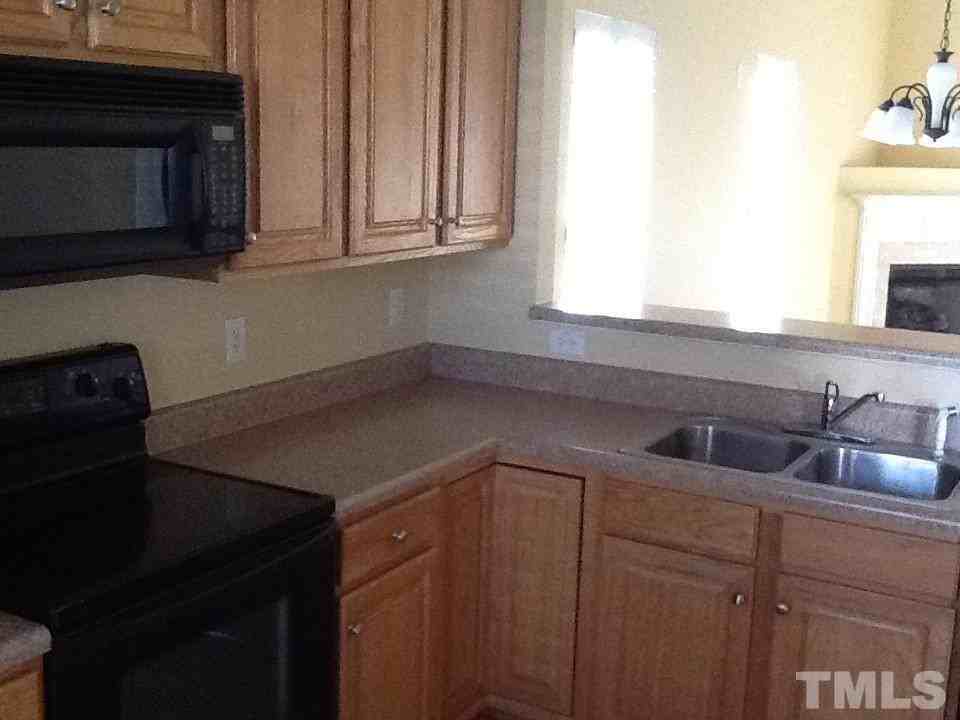 11417 Shadow Elms Ln - Photo 4 of 23