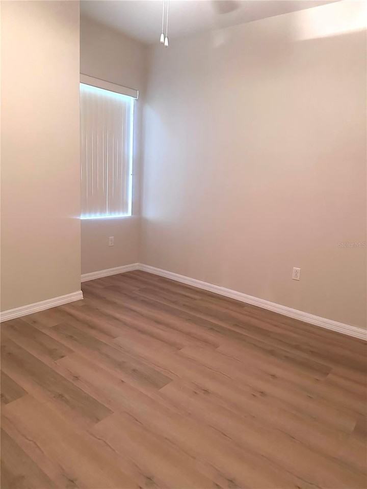 1260 Glenleigh Drive - Photo 7 of 8