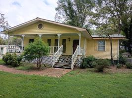 featured image of 260 Cochran Rd