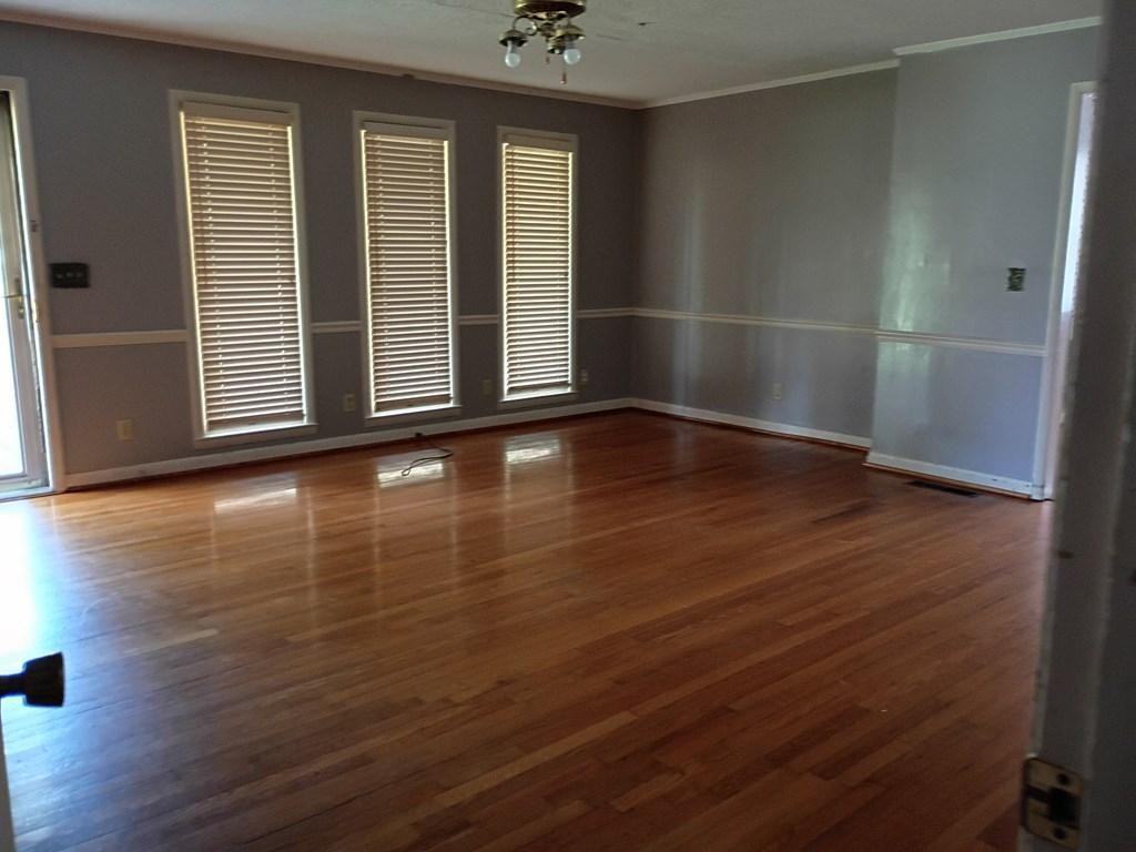 260 Cochran Rd - Photo 5 of 24