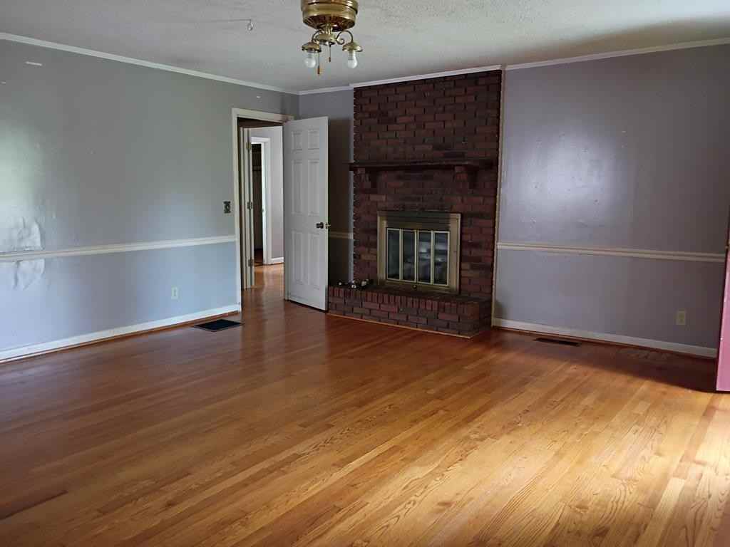 260 Cochran Rd - Photo 7 of 24