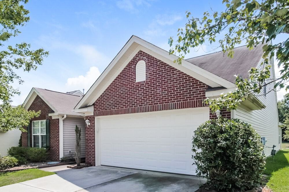 4013 Lawrence Daniel Dr - Photo 4 of 17