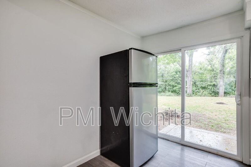 420 W Mahoney Dr - Photo 7 of 12