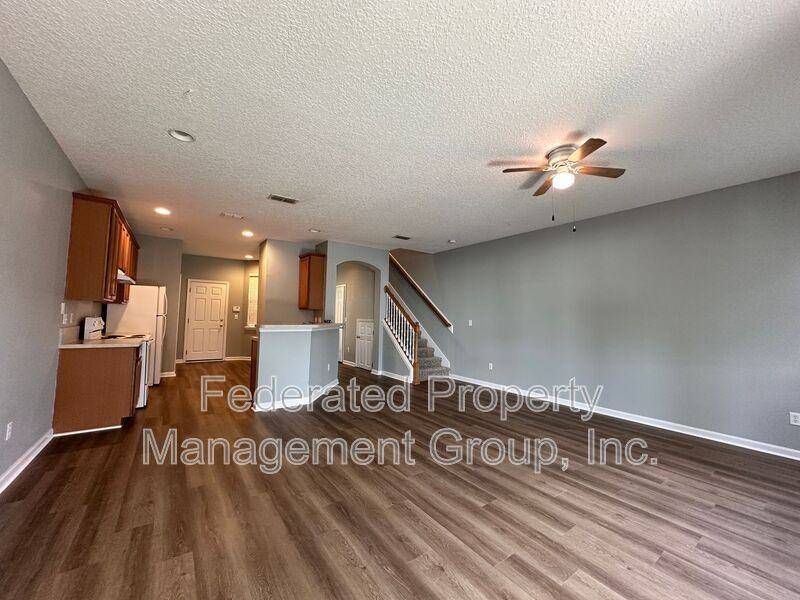 3730 3730 - Photo 5 of 18