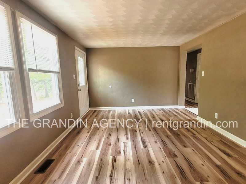 58 Arthur Rd - Photo 2 of 12