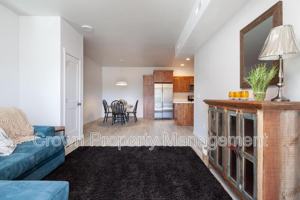 featured image of 205 Sawyer Ln