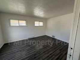 featured image of 5642 N 61st St