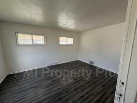 5642 N 61st St - Photo 1 of 1