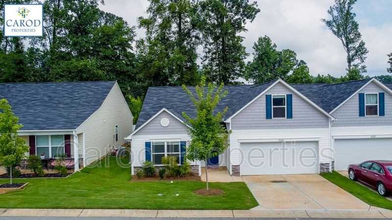 1229 Amberlight Cir - Photo 6 of 33