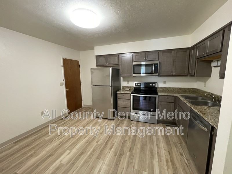 4820 W 88th Pl - Photo 5 of 20