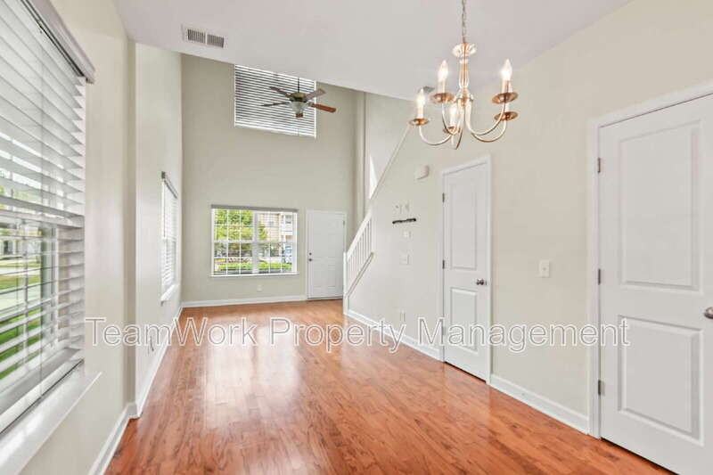 143 Kirkland St - Photo 2 of 30