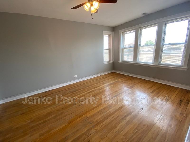 3725 W Grand Ave #2S - Photo 6 of 10