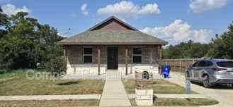 2808 S 8th St - Photo 1 of 1