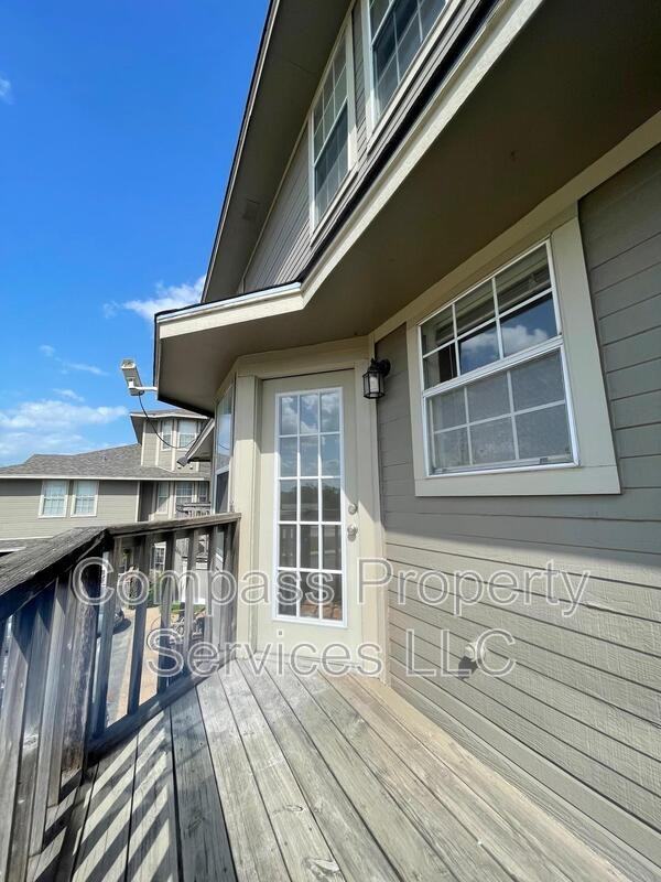 1326 Park Ave - Photo 7 of 17