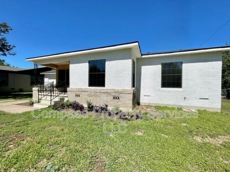 2321 Glendale Dr - Photo 2 of 27