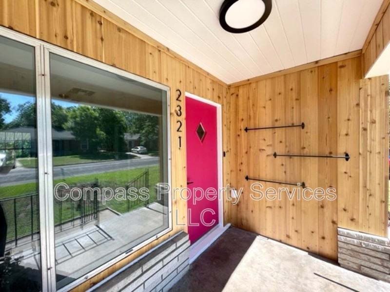 2321 Glendale Dr - Photo 4 of 27