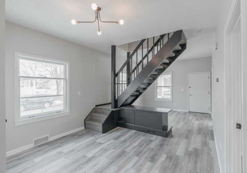 1141 N 29th St - Photo 2 of 17