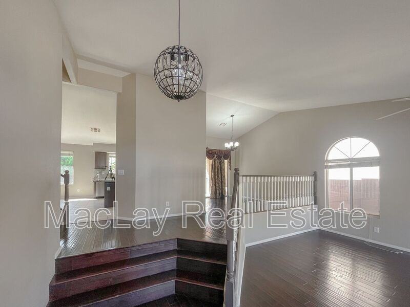 1615 West Enfield Way - Photo 4 of 37