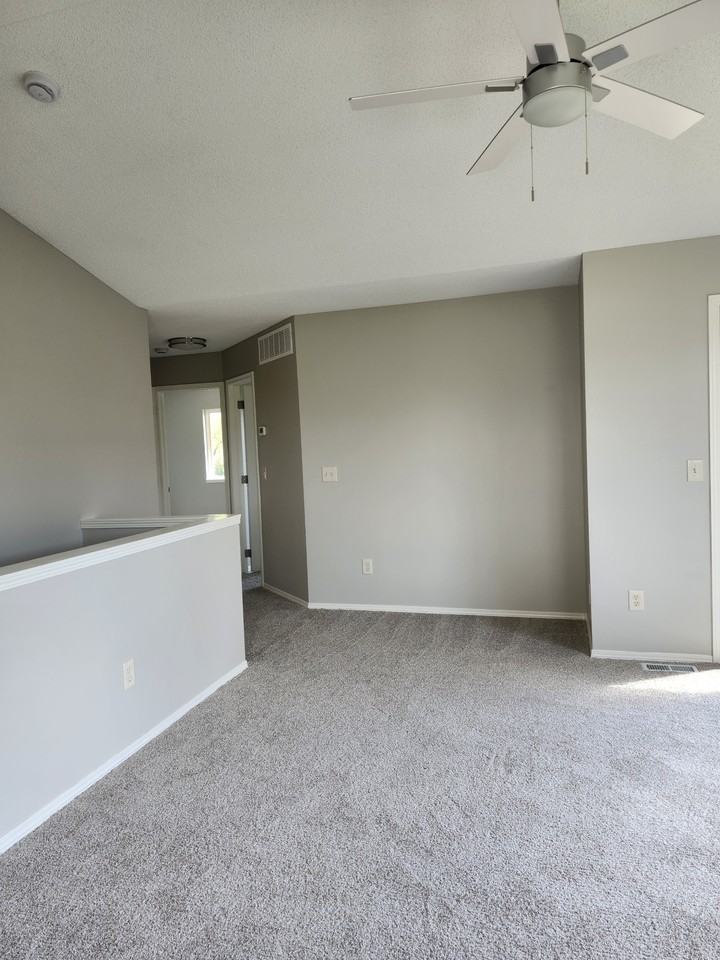 3360 N Governeour Cir - Photo 2 of 13