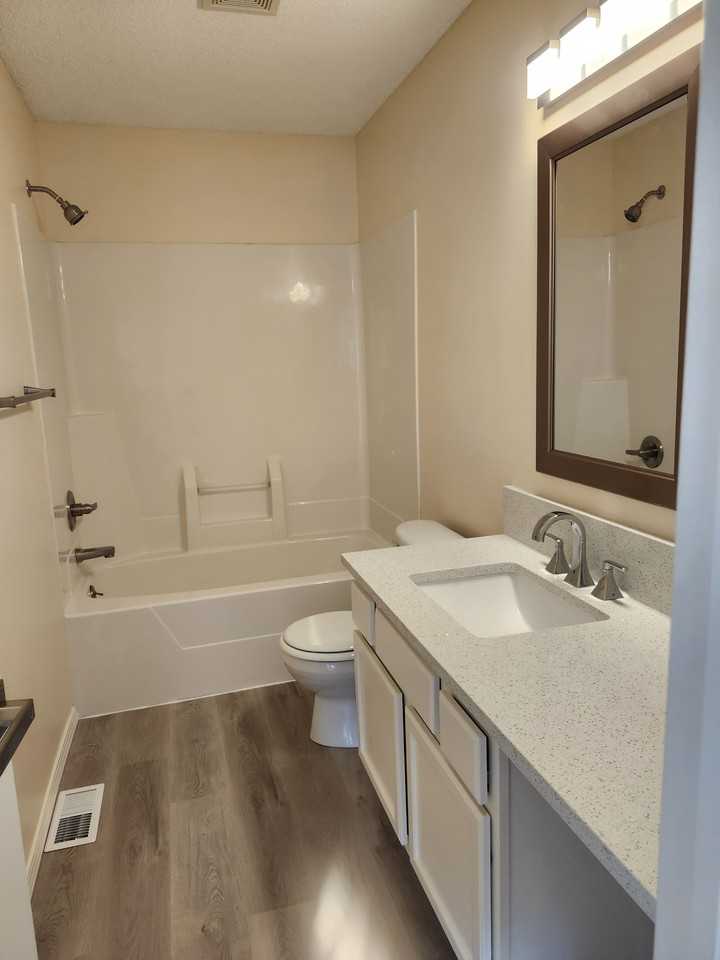 3360 N Governeour Cir - Photo 7 of 13