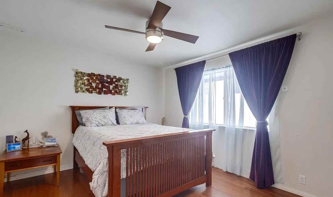 479 F St - Photo 2 of 12