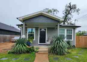 5516 Chapman St - Photo 1 of 1