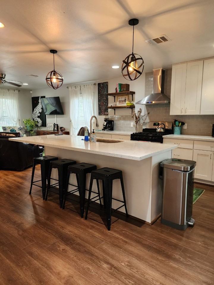 5516 Chapman Street - Photo 3 of 20