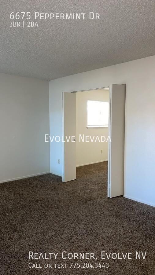 6675 Peppermint Dr - Photo 4 of 20