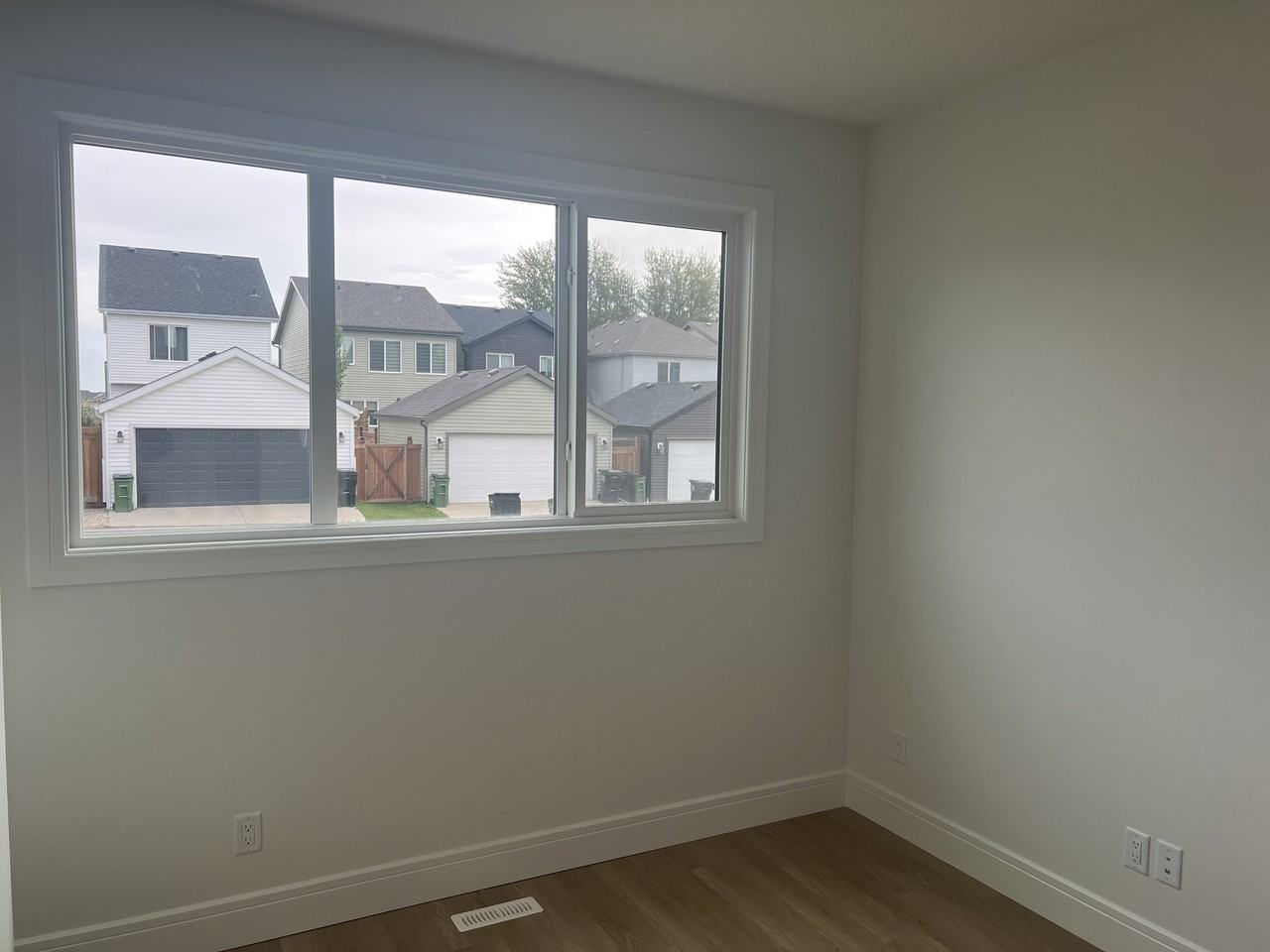 3371 Erlanger Bend Nw - Photo 5 of 50