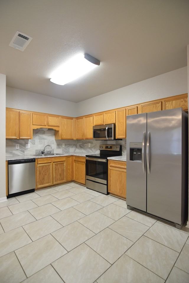 4312 Acorn Creek Trail - Photo 5 of 17