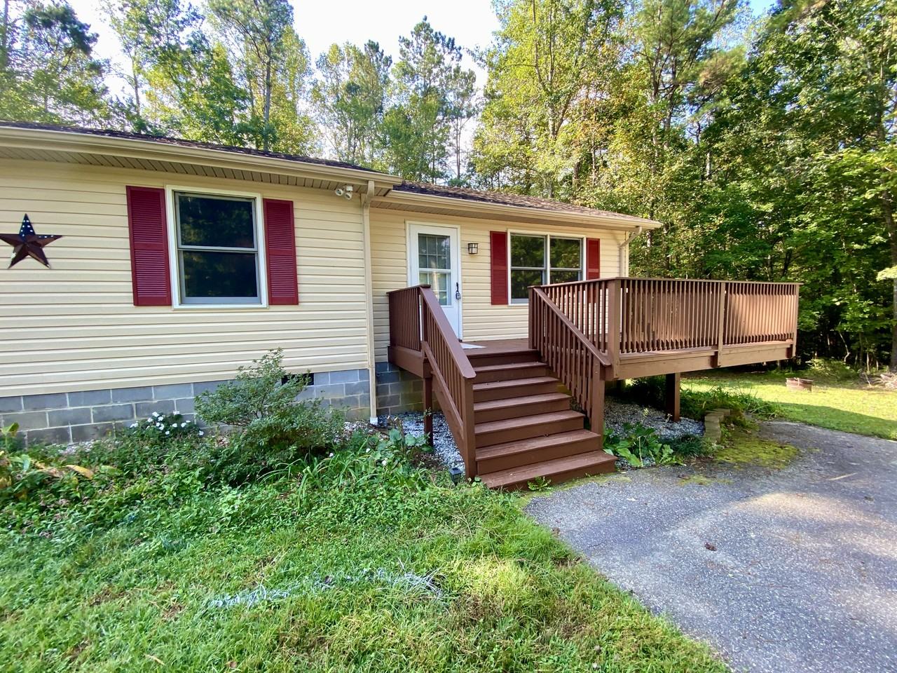 3909 Stream Dr - Photo 3 of 50