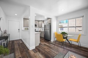 featured image of 1101 N Flower St #4