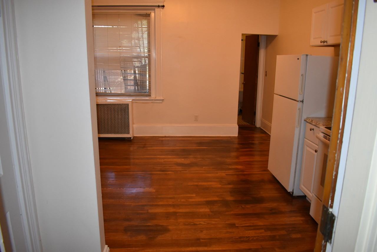 12 Fuller St #5 - Photo 4 of 26
