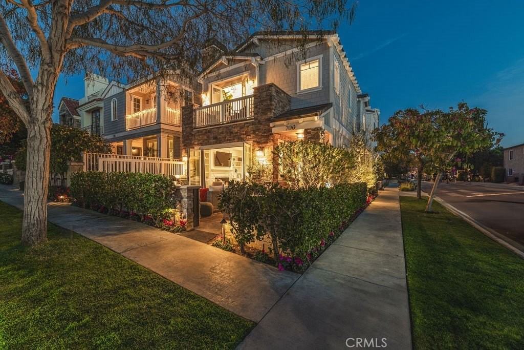 700 Acacia Ave #A - Photo 3 of 38