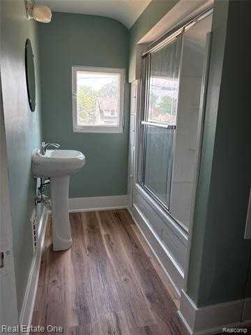 319 W Parent Ave - Photo 6 of 18