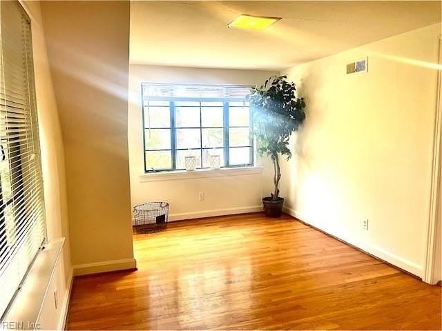 4010 Holly Ave #2 - Photo 5 of 28