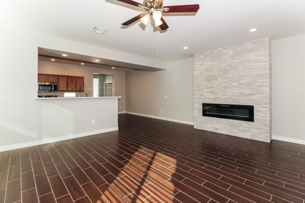 6386 W Willow Falls Way - Photo 4 of 16