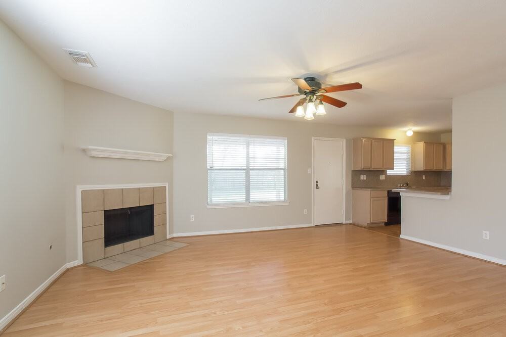 7930 Greens Rd - Photo 2 of 15
