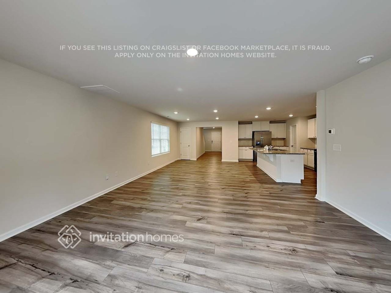 7220 Olive Coast Street - Photo 5 of 24