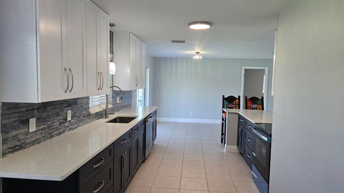 9069 Pomelo Rd W - Photo 2 of 3