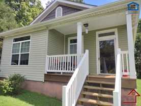 925 Crescent Dr - Photo 1 of 1