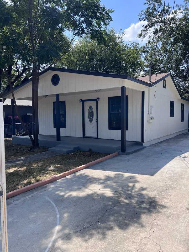 1134 Brighton #NA - Photo 2 of 22