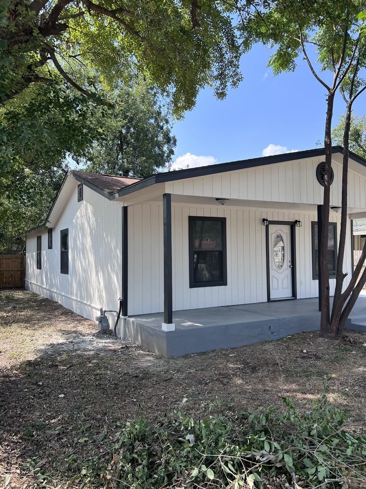 1134 Brighton #NA - Photo 3 of 22