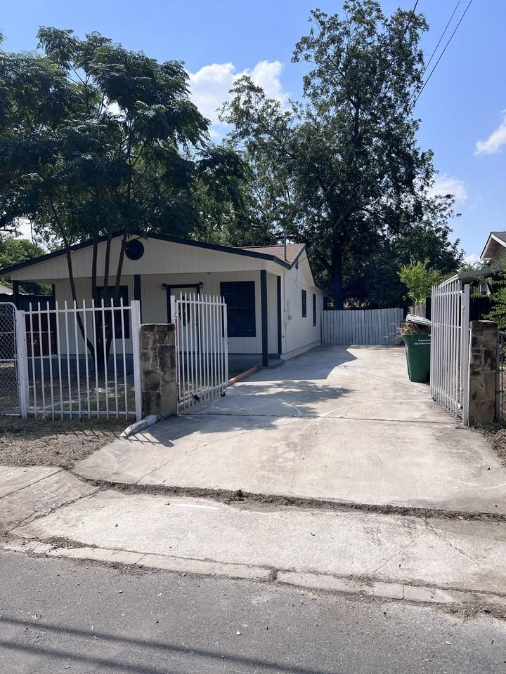 1134 Brighton #NA - Photo 5 of 22