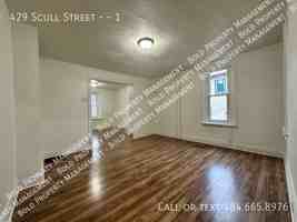 featured image of 429 Scull Street #1