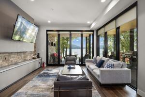 featured image of 1340 Wisconsin Ave #A